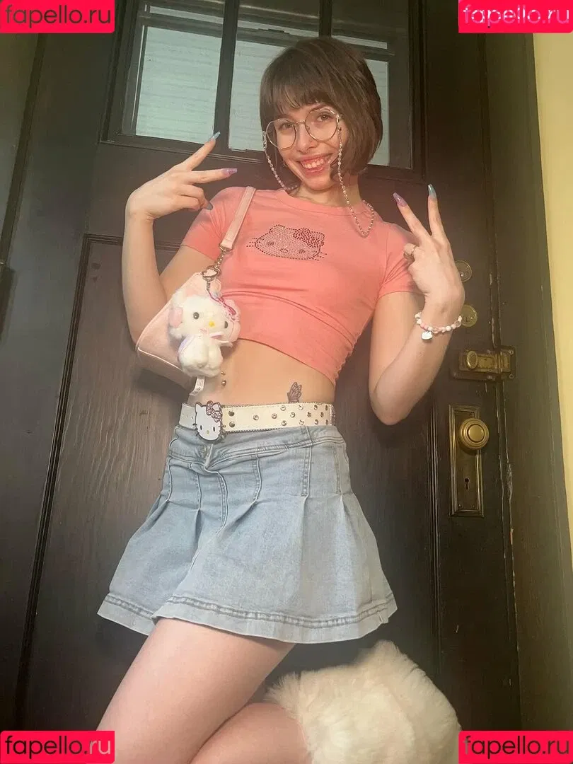 Princessemmagrace / emmamurabito / mightytinyginger Onlyfans Photo Gallery 