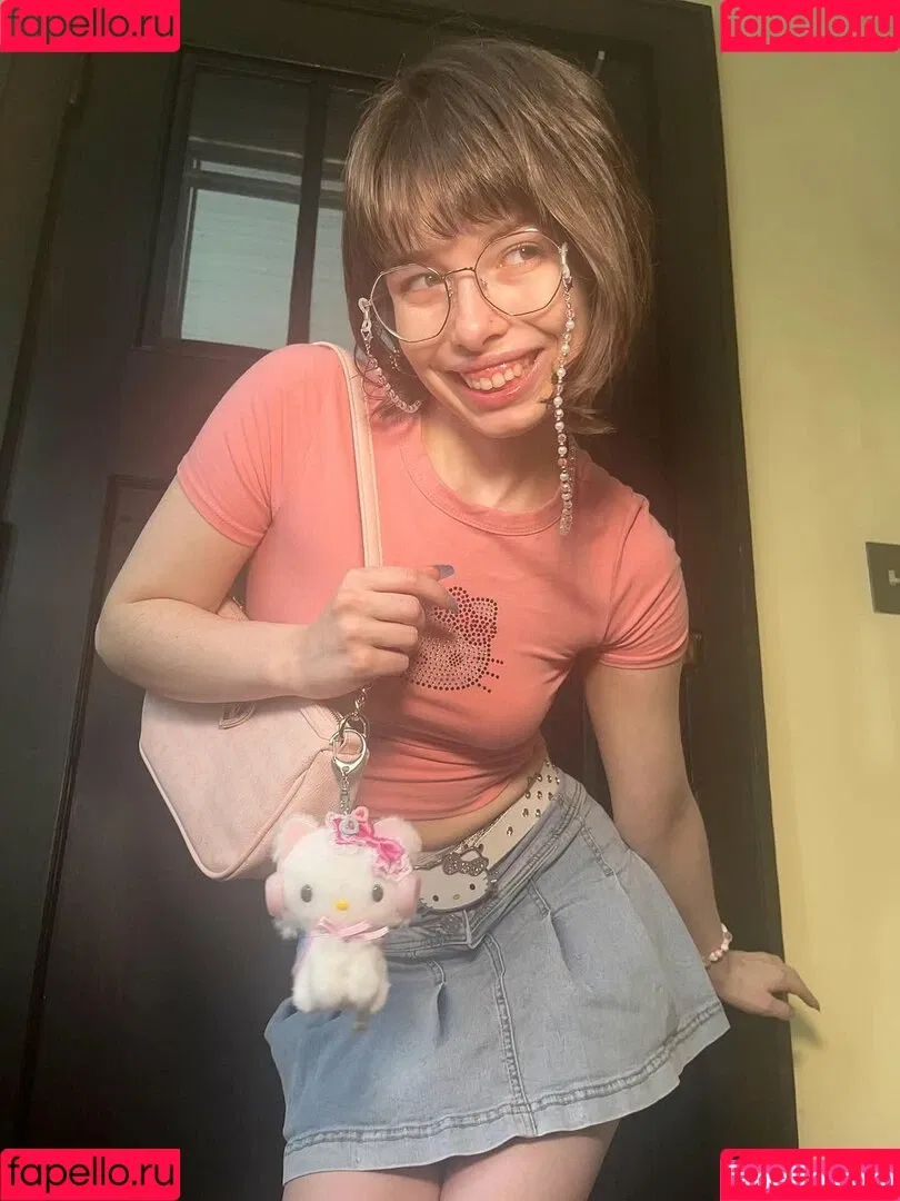 Princessemmagrace / emmamurabito / mightytinyginger Onlyfans Photo Gallery 