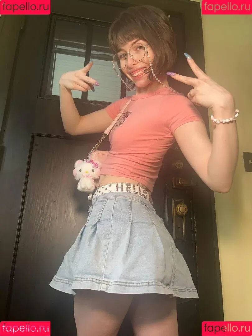 Princessemmagrace / emmamurabito / mightytinyginger Onlyfans Photo Gallery 