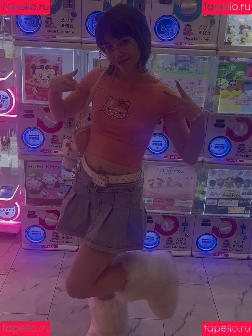 Princessemmagrace / emmamurabito / mightytinyginger Onlyfans Photo Gallery 