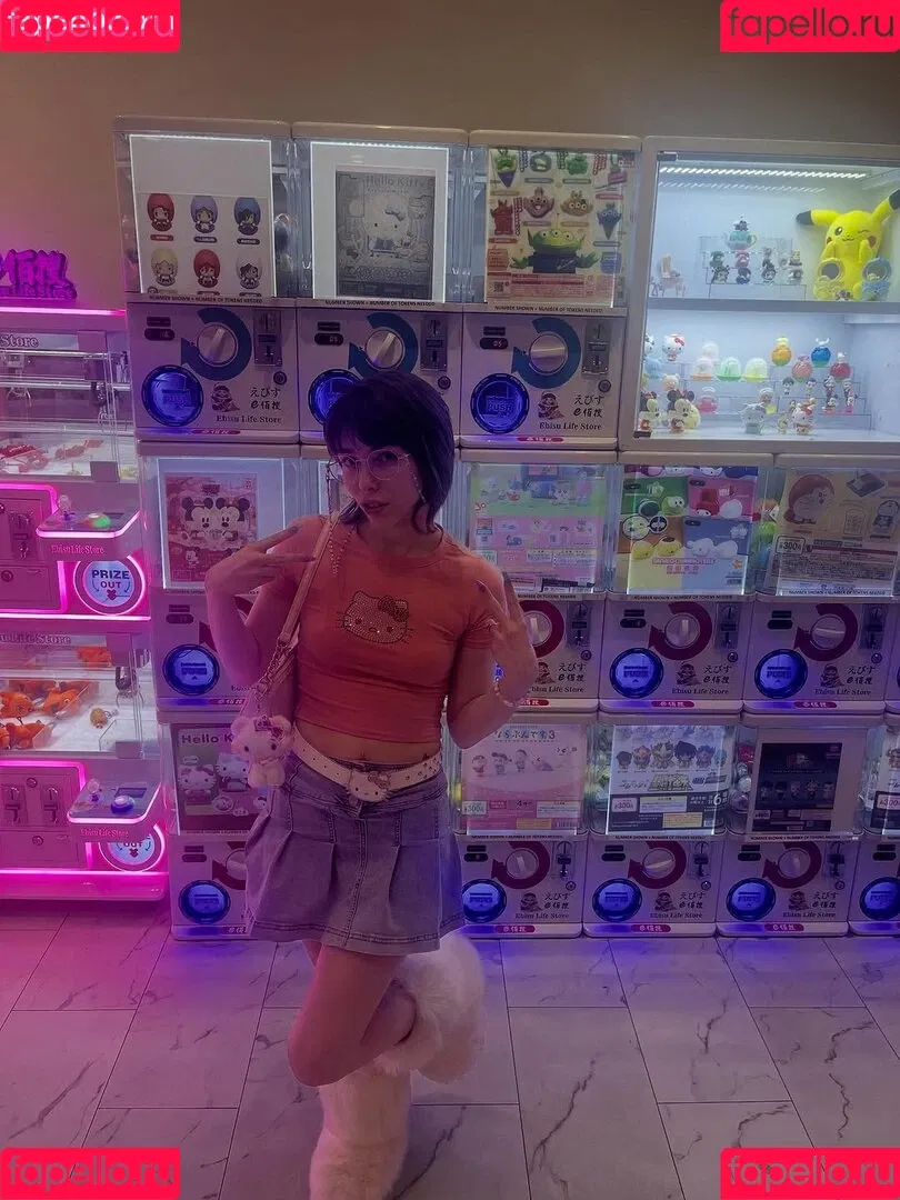 Princessemmagrace / emmamurabito / mightytinyginger Onlyfans Photo Gallery 