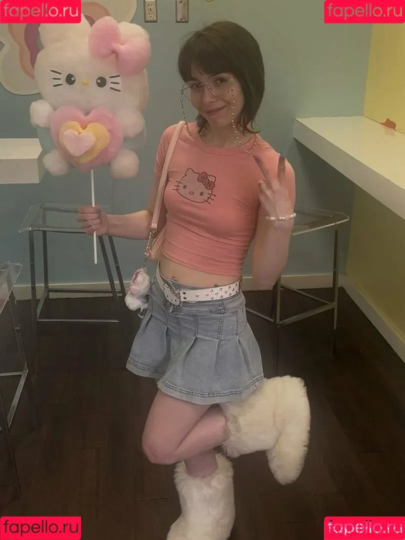 Princessemmagrace / emmamurabito / mightytinyginger Onlyfans Photo Gallery 