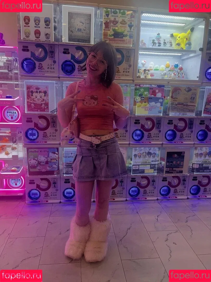 Princessemmagrace / emmamurabito / mightytinyginger Onlyfans Photo Gallery 