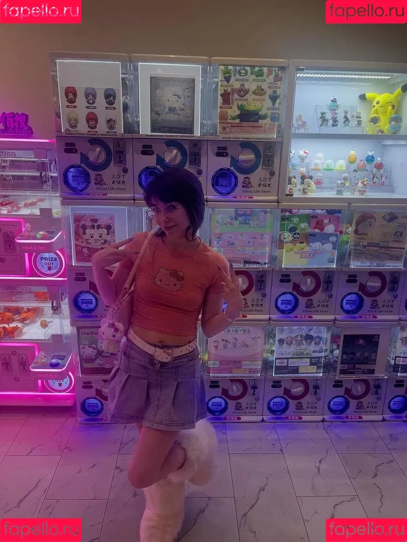 Princessemmagrace / emmamurabito / mightytinyginger Onlyfans Photo Gallery 
