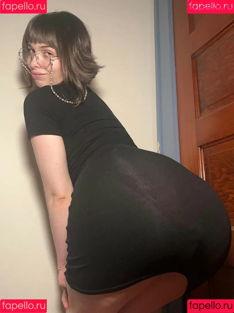 Princessemmagrace / emmamurabito / mightytinyginger Onlyfans Photo Gallery 