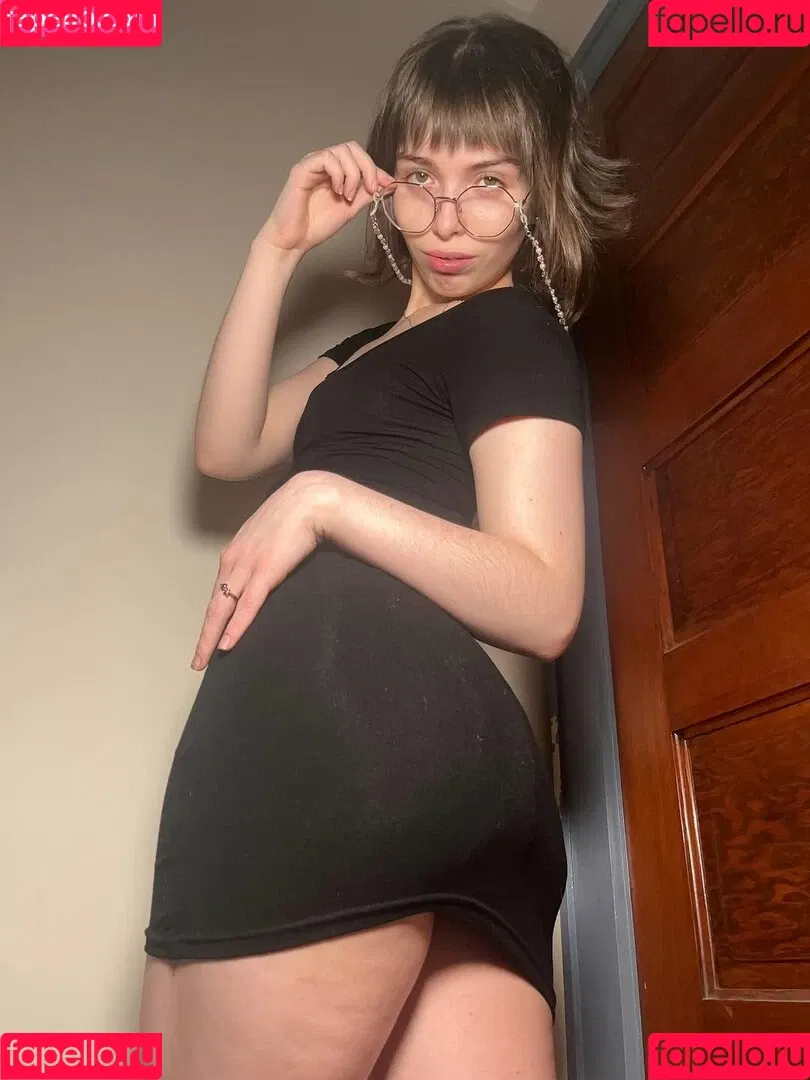 Princessemmagrace / emmamurabito / mightytinyginger Onlyfans Photo Gallery 