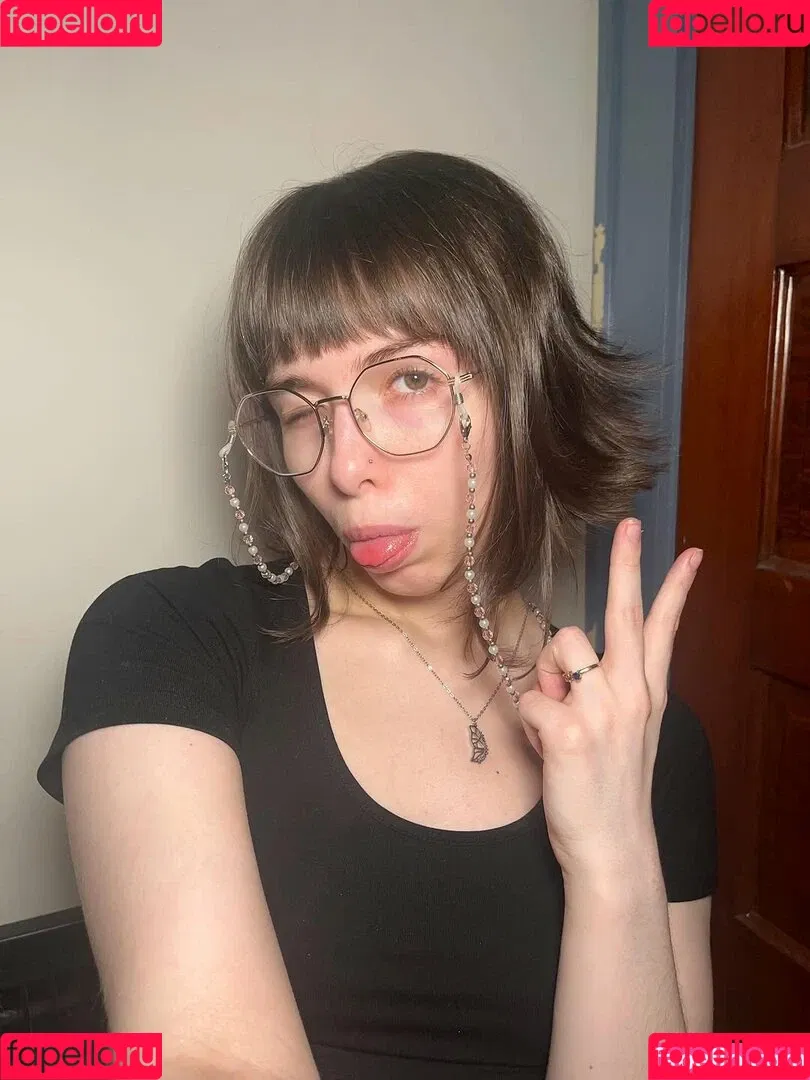 Princessemmagrace / emmamurabito / mightytinyginger Onlyfans Photo Gallery 