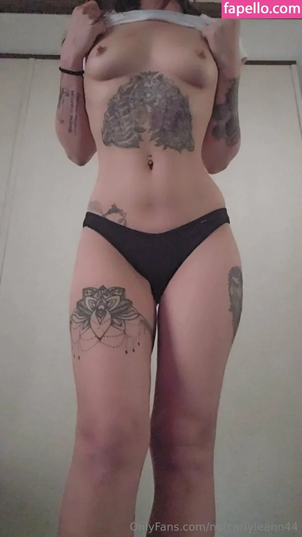 carlyleann4 / carlyleann44 Onlyfans Photo Gallery 