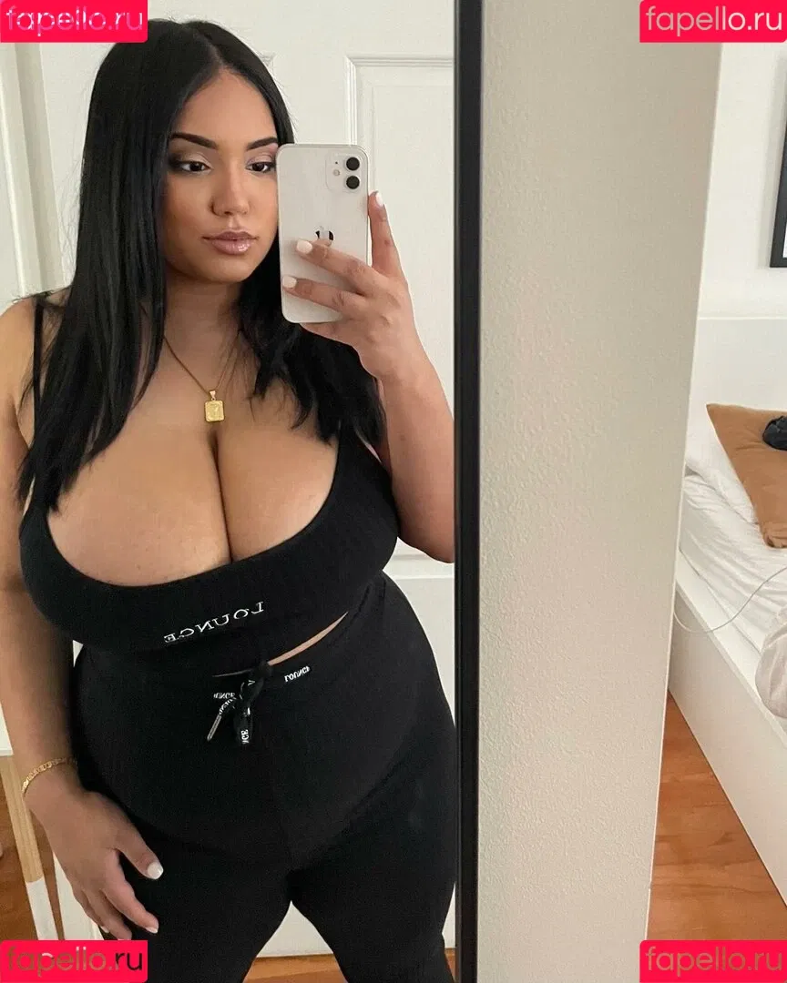 _mynamesdiana / dianaonisor7 / mynames.diana / mynamesydalia Onlyfans Photo Gallery 