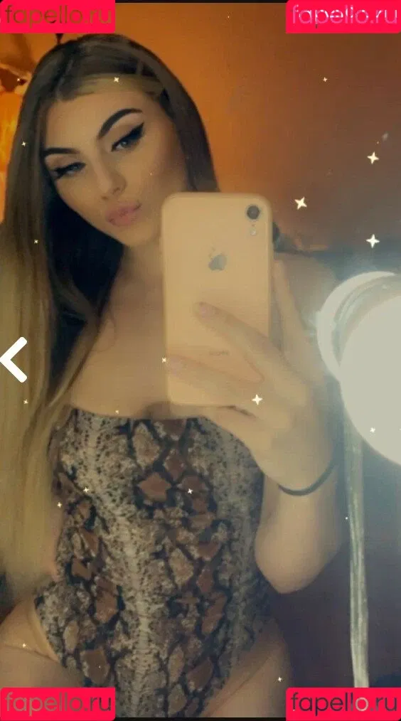 Honeyybabyydk / fraidybaby Onlyfans Photo Gallery 