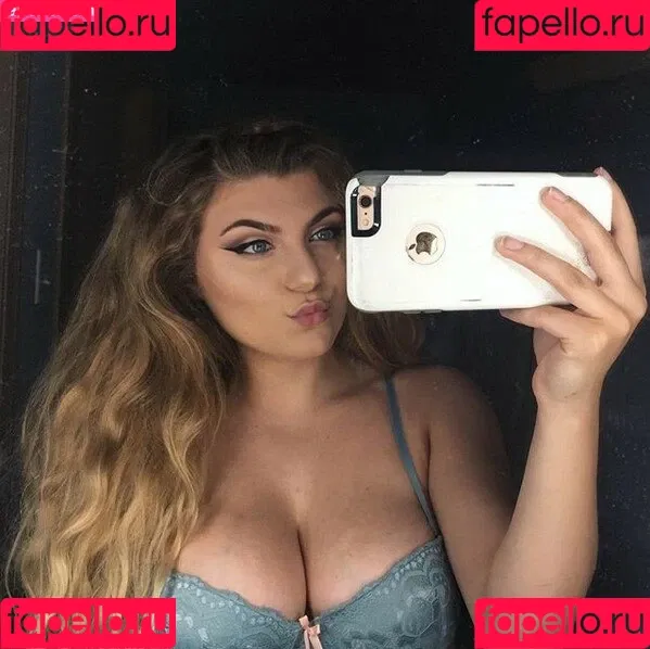Honeyybabyydk / fraidybaby Onlyfans Photo Gallery 