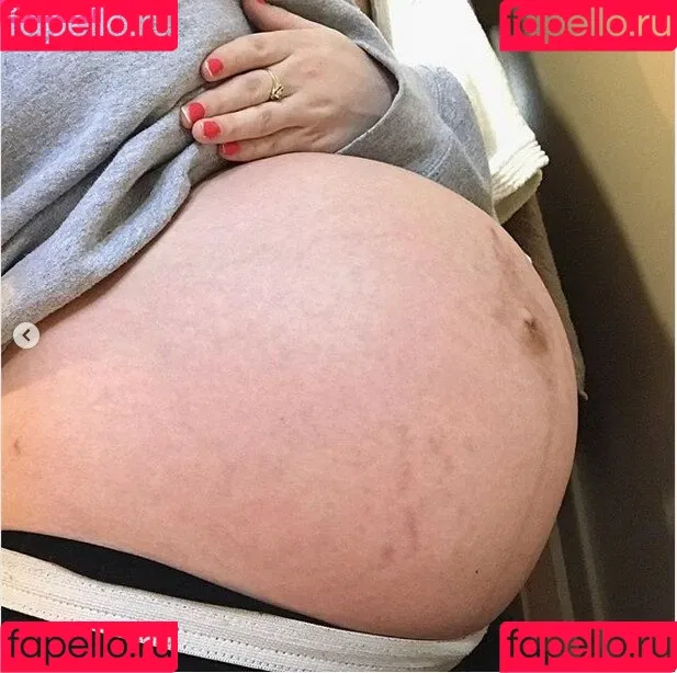 Honeyybabyydk / fraidybaby Onlyfans Photo Gallery 
