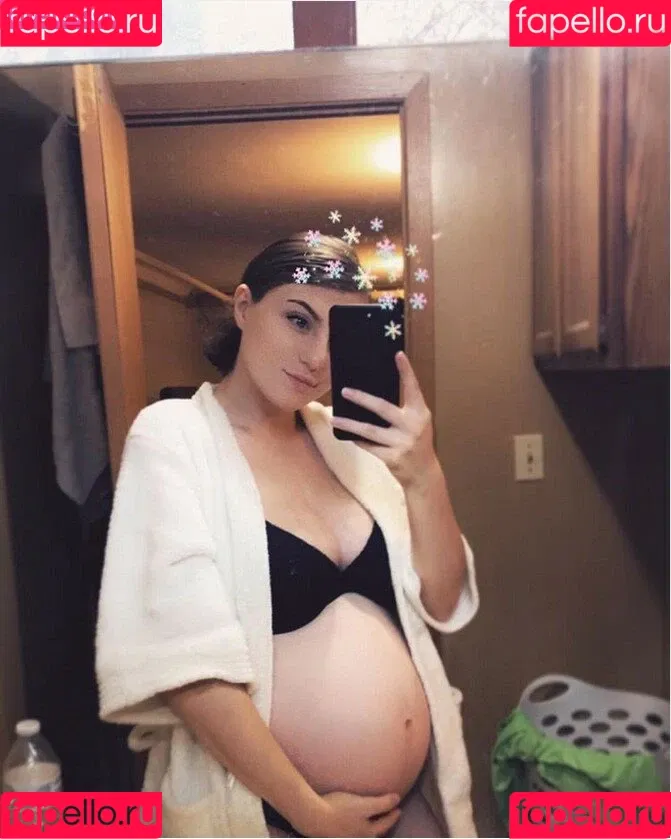 Honeyybabyydk / fraidybaby Onlyfans Photo Gallery 