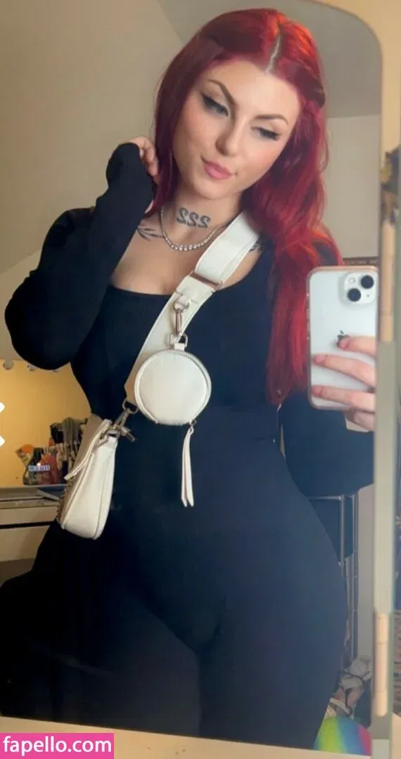 Honeyybabyydk / fraidybaby Onlyfans Photo Gallery 