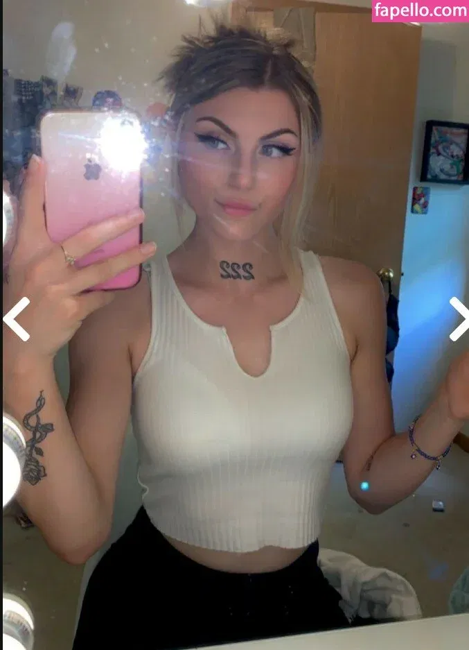 Honeyybabyydk / fraidybaby Onlyfans Photo Gallery 