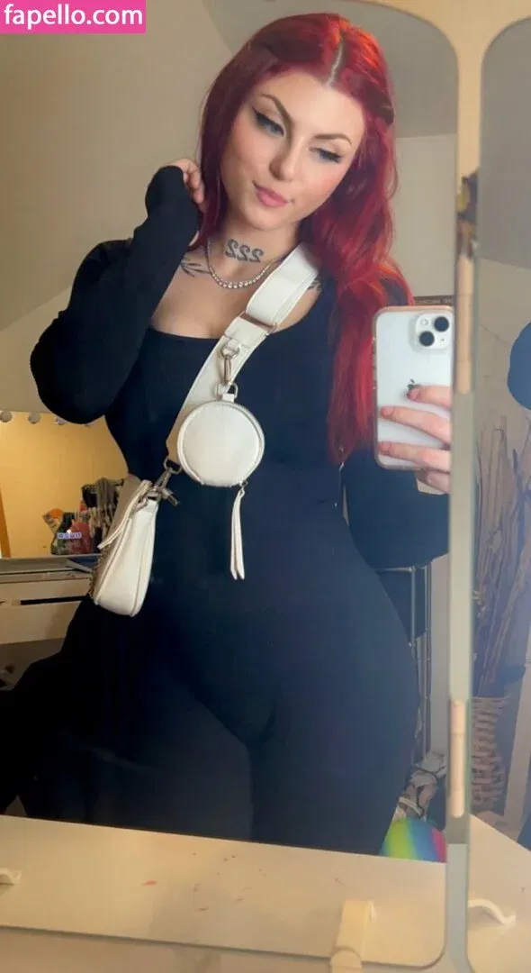 Honeyybabyydk / fraidybaby Onlyfans Photo Gallery 