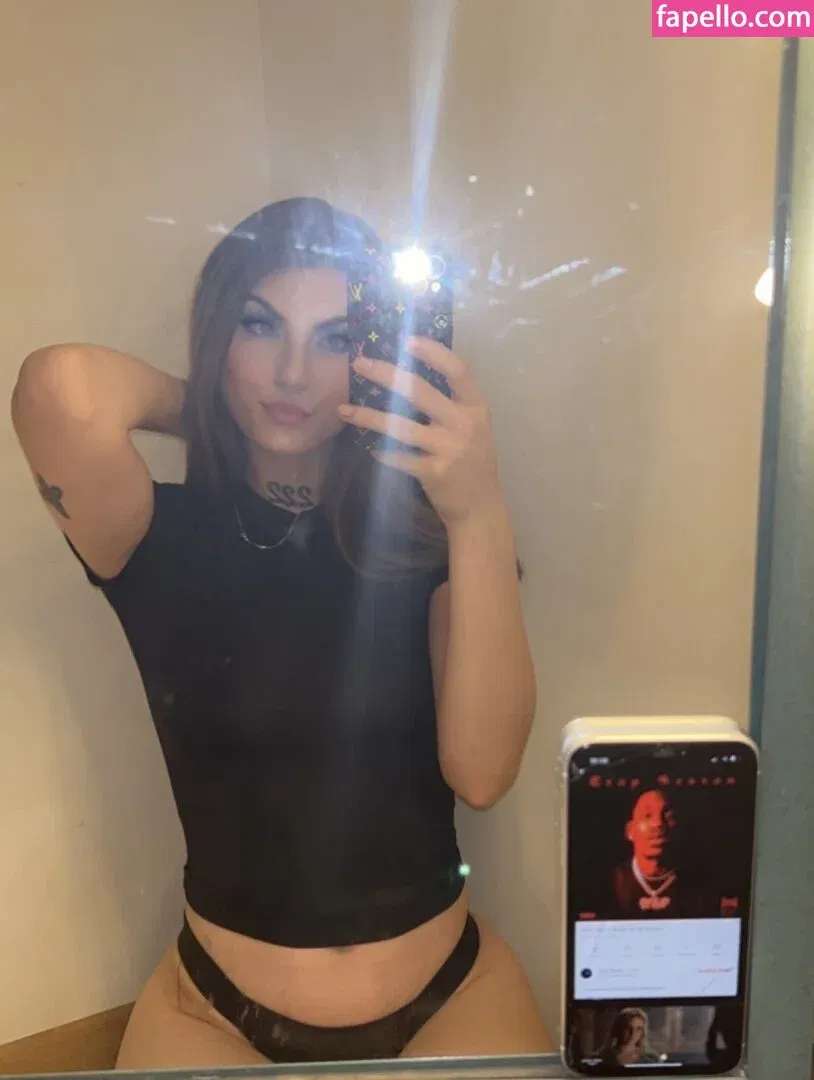 Honeyybabyydk / fraidybaby Onlyfans Photo Gallery 