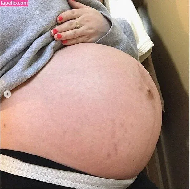 Honeyybabyydk / fraidybaby Onlyfans Photo Gallery 