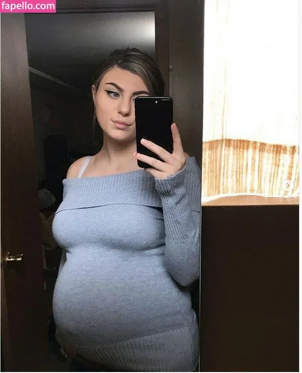 Honeyybabyydk / fraidybaby Onlyfans Photo Gallery 