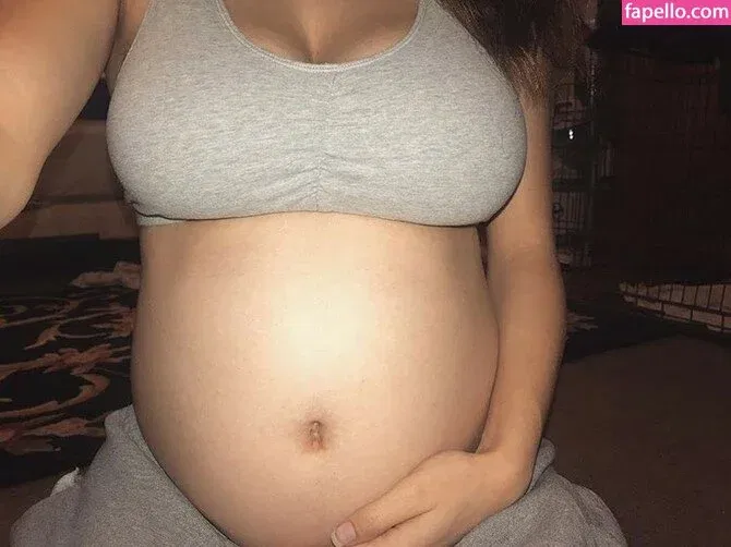 Honeyybabyydk / fraidybaby Onlyfans Photo Gallery 