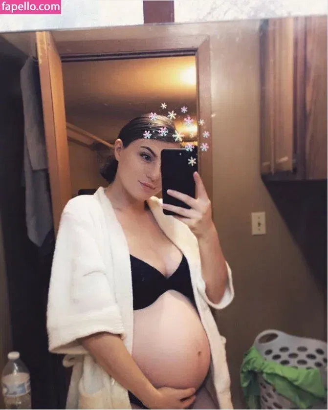 Honeyybabyydk / fraidybaby Onlyfans Photo Gallery 