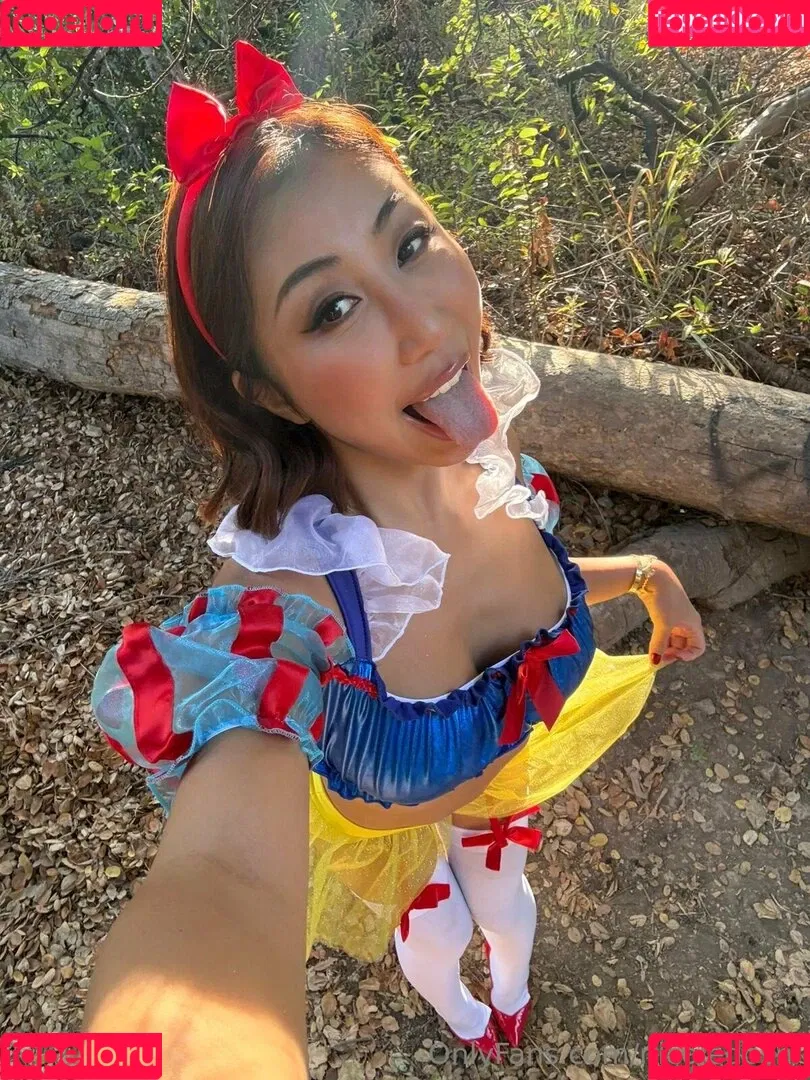 Nicole Doshi / nicoledoshi / thedoshidome Onlyfans Photo Gallery 