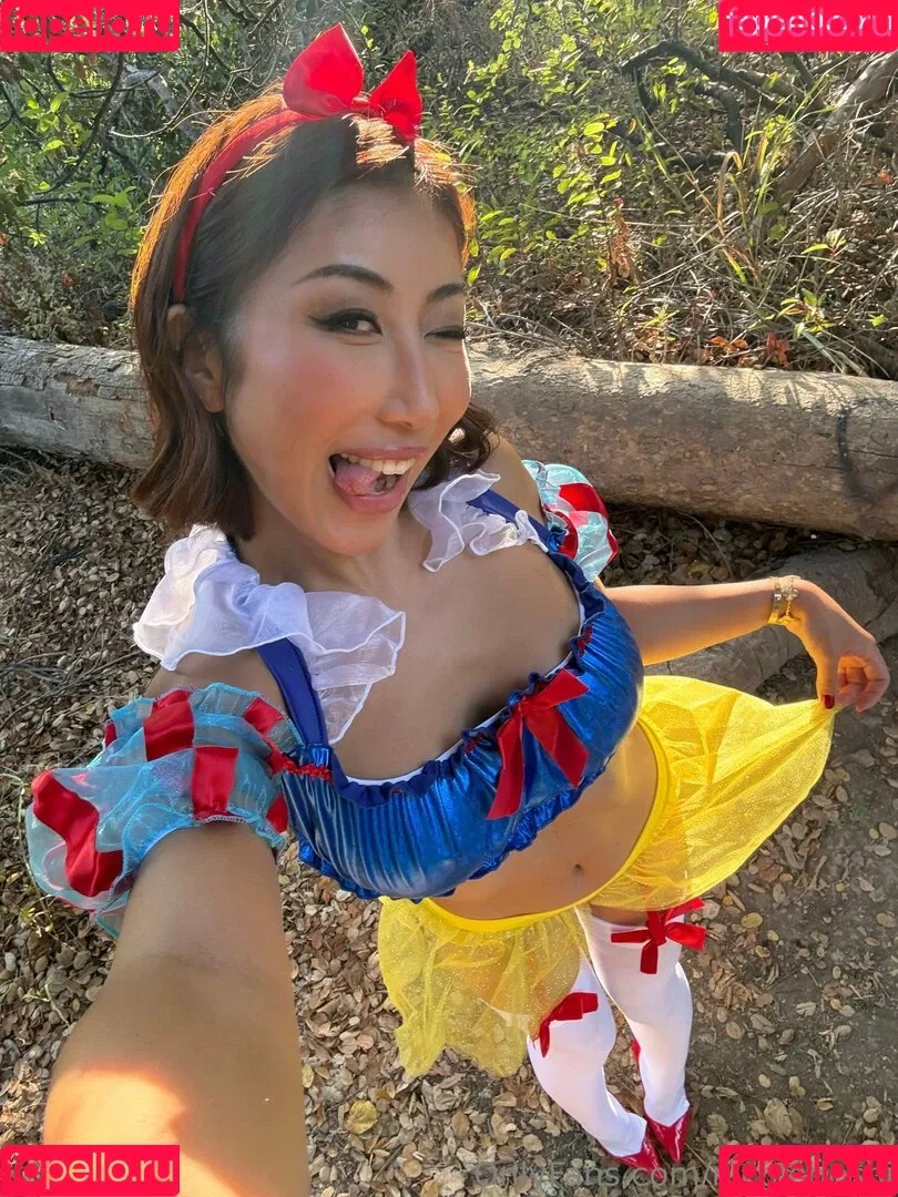 Nicole Doshi / nicoledoshi / thedoshidome Onlyfans Photo Gallery 