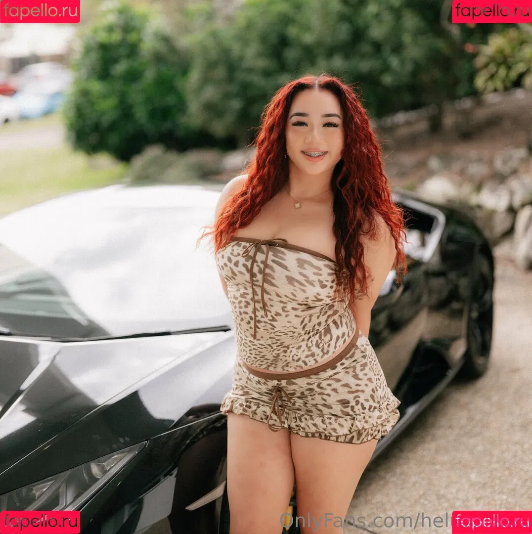 caitlinclark22 / heluvstikax Onlyfans Photo Gallery 