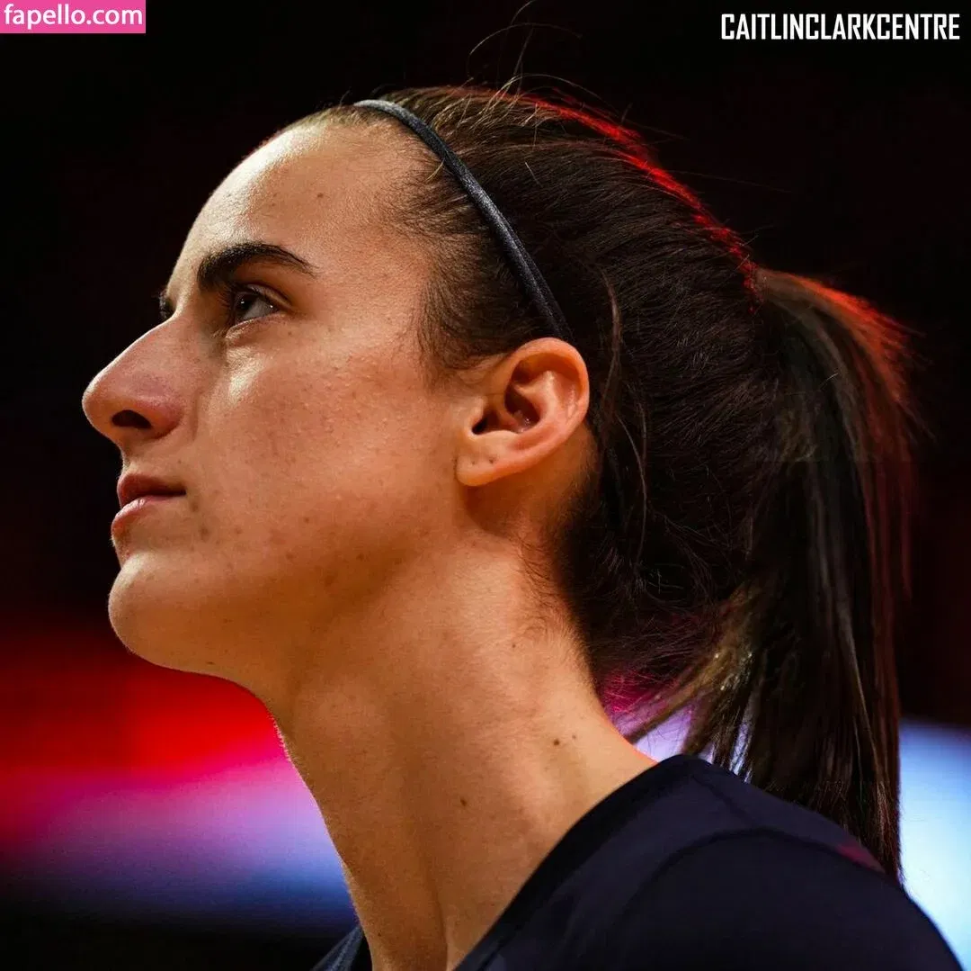 caitlinclark22 / heluvstikax Onlyfans Photo Gallery 