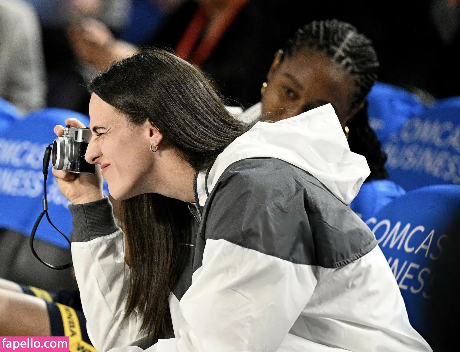 caitlinclark22 / heluvstikax Onlyfans Photo Gallery 