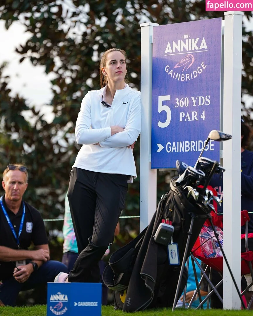 caitlinclark22 / heluvstikax Onlyfans Photo Gallery 