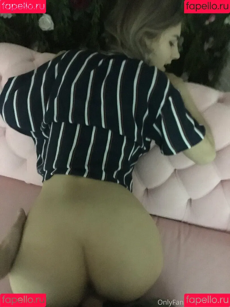 Eva Elfie / EvaElfie / theevaelfie Onlyfans Photo Gallery 