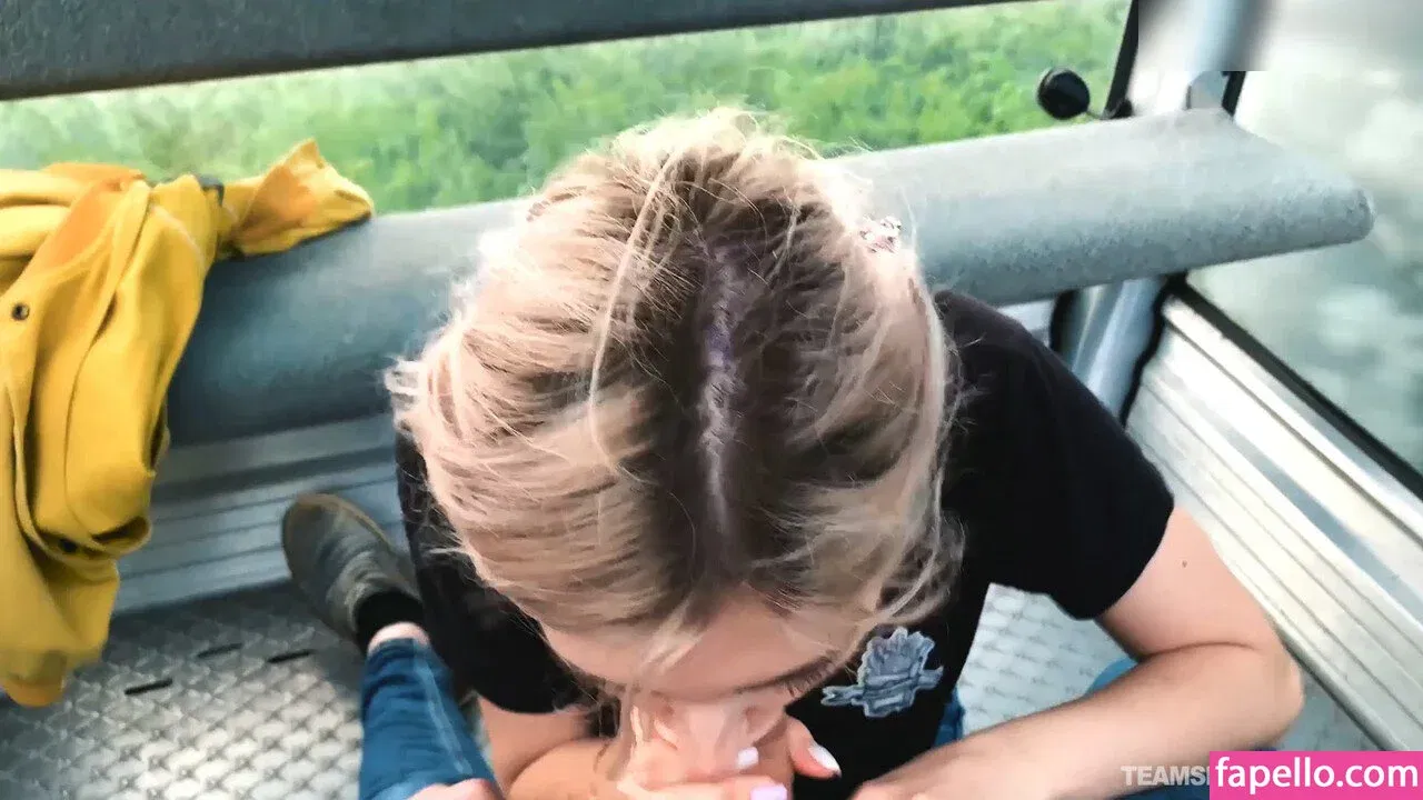 Eva Elfie / EvaElfie / theevaelfie Onlyfans Photo Gallery 