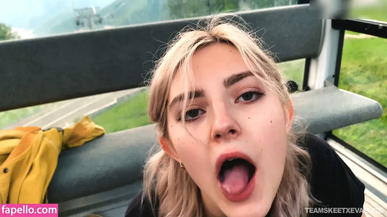 Eva Elfie / EvaElfie / theevaelfie Onlyfans Photo Gallery 