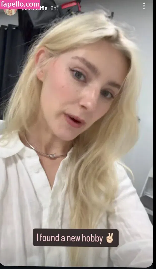 Eva Elfie / EvaElfie / theevaelfie Onlyfans Photo Gallery 