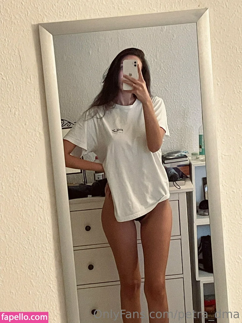 petra_dma / petrademova Onlyfans Photo Gallery 