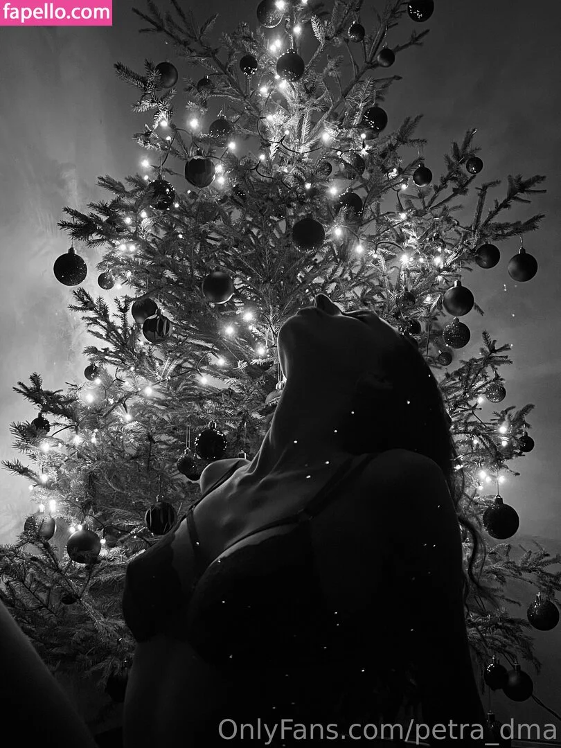 petra_dma / petrademova Onlyfans Photo Gallery 