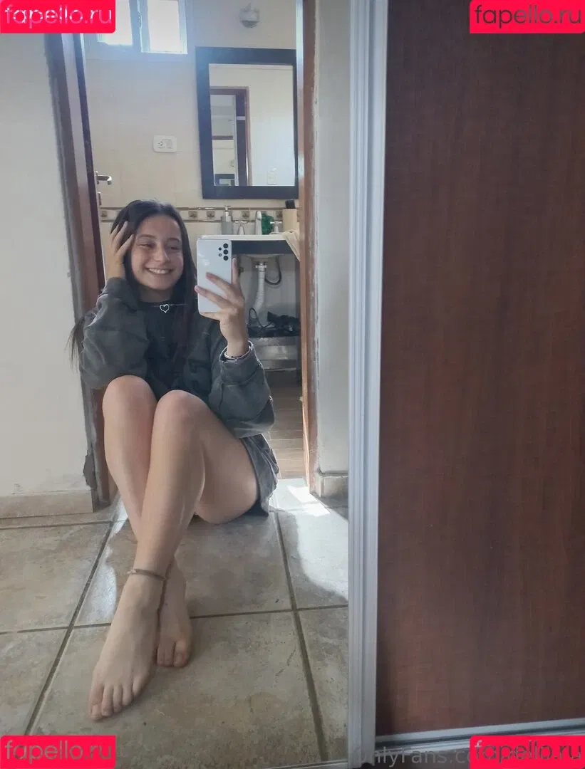 Delilah / Delilahraige / bugsanduggs Onlyfans Photo Gallery 