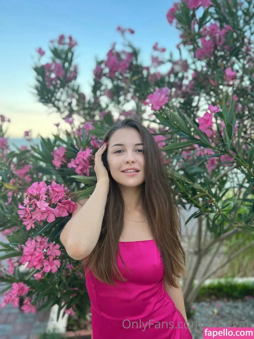 t.megan / theestallion Onlyfans Photo Gallery 