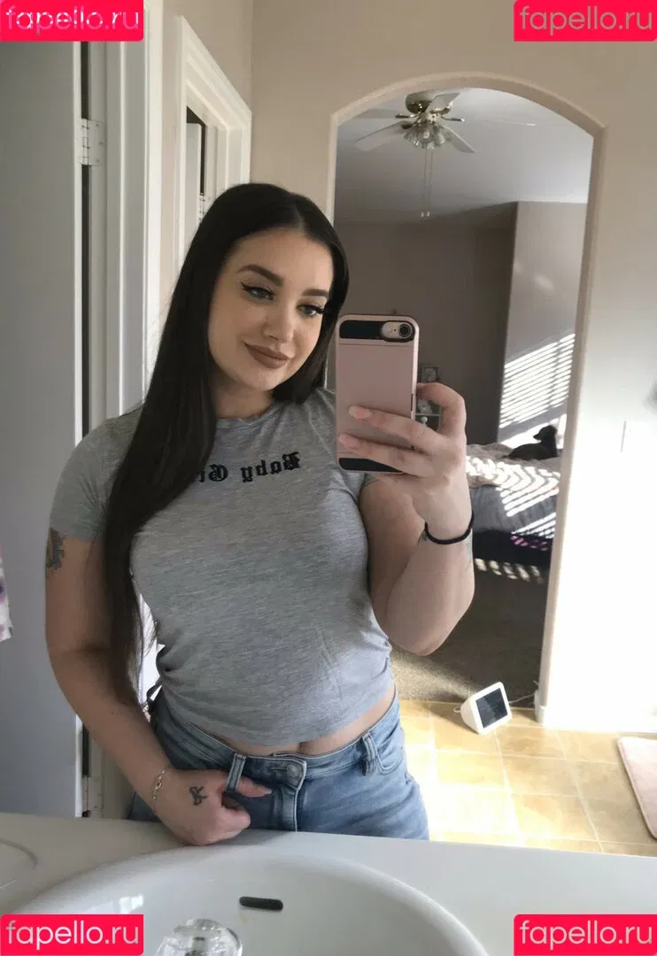 Gia Paige / giapaige / giapaigex Onlyfans Photo Gallery 