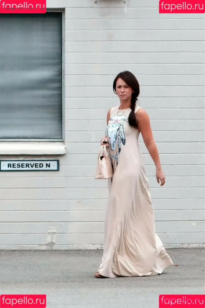 Jennifer Love Hewitt / jenniferlovehewitt Onlyfans Photo Gallery 