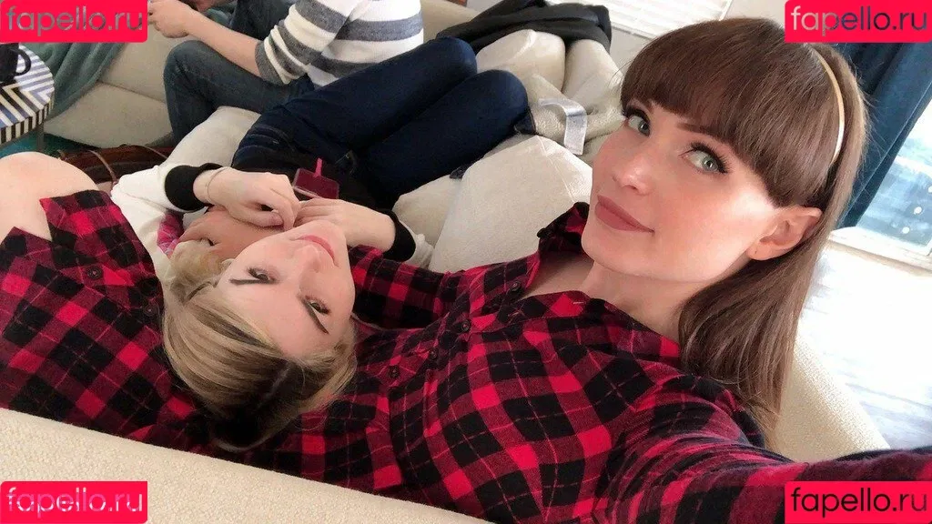 Ella Hollywood / Jean Hollywood / jeanellahollywood / jeanhollywood / sodacatxxx Onlyfans Photo Gallery 