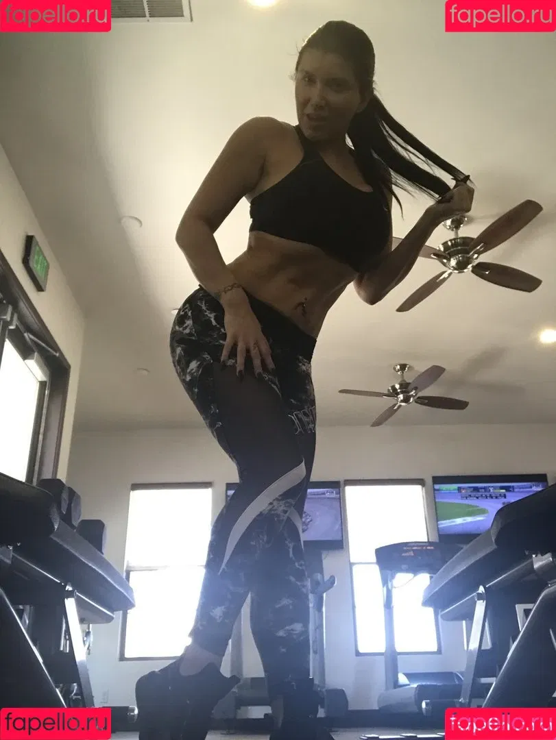 Romi Rain / romi_rain / romi_rain_6x Onlyfans Photo Gallery 