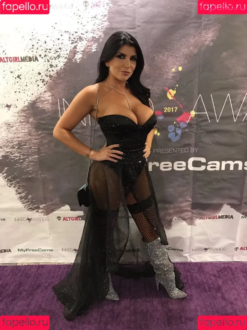 Romi Rain / romi_rain / romi_rain_6x Onlyfans Photo Gallery 