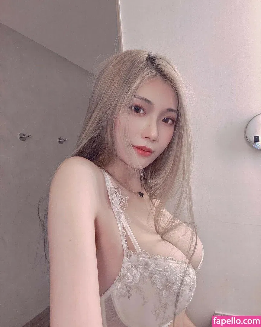 Vivian ♥️ 謝薇安 / missingvivian Onlyfans Photo Gallery 