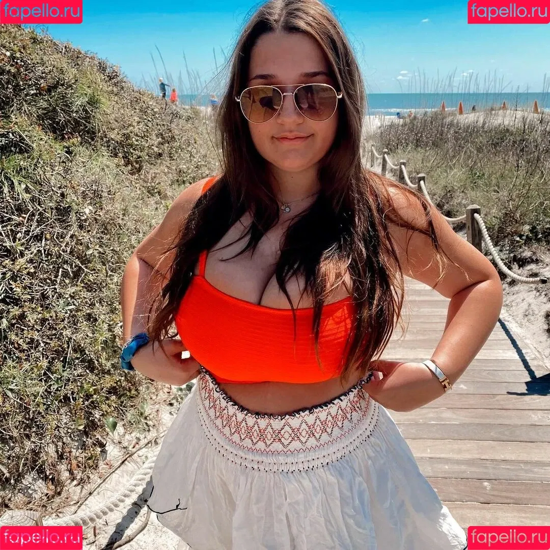 Grace H / grace-h / grace.grace.h Onlyfans Photo Gallery 