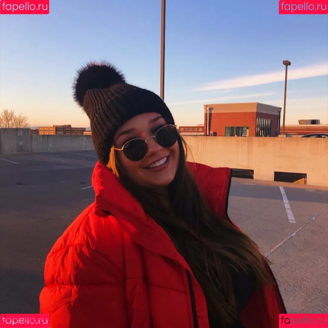 Grace H / grace-h / grace.grace.h Onlyfans Photo Gallery 