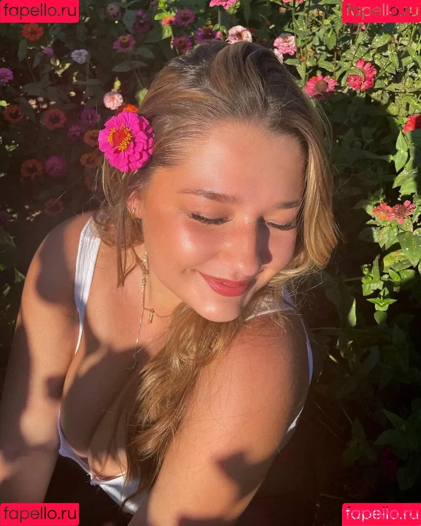 Grace H / grace-h / grace.grace.h Onlyfans Photo Gallery 