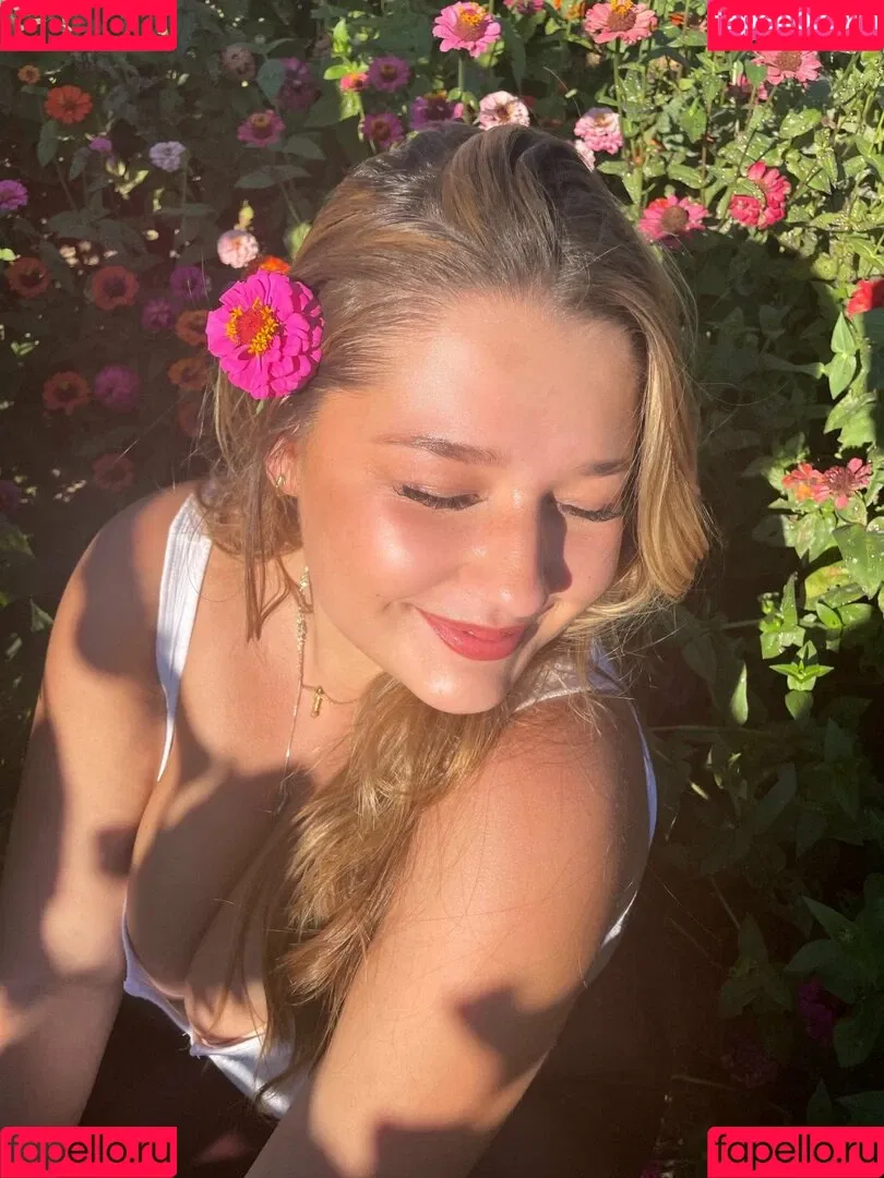 Grace H / grace-h / grace.grace.h Onlyfans Photo Gallery 