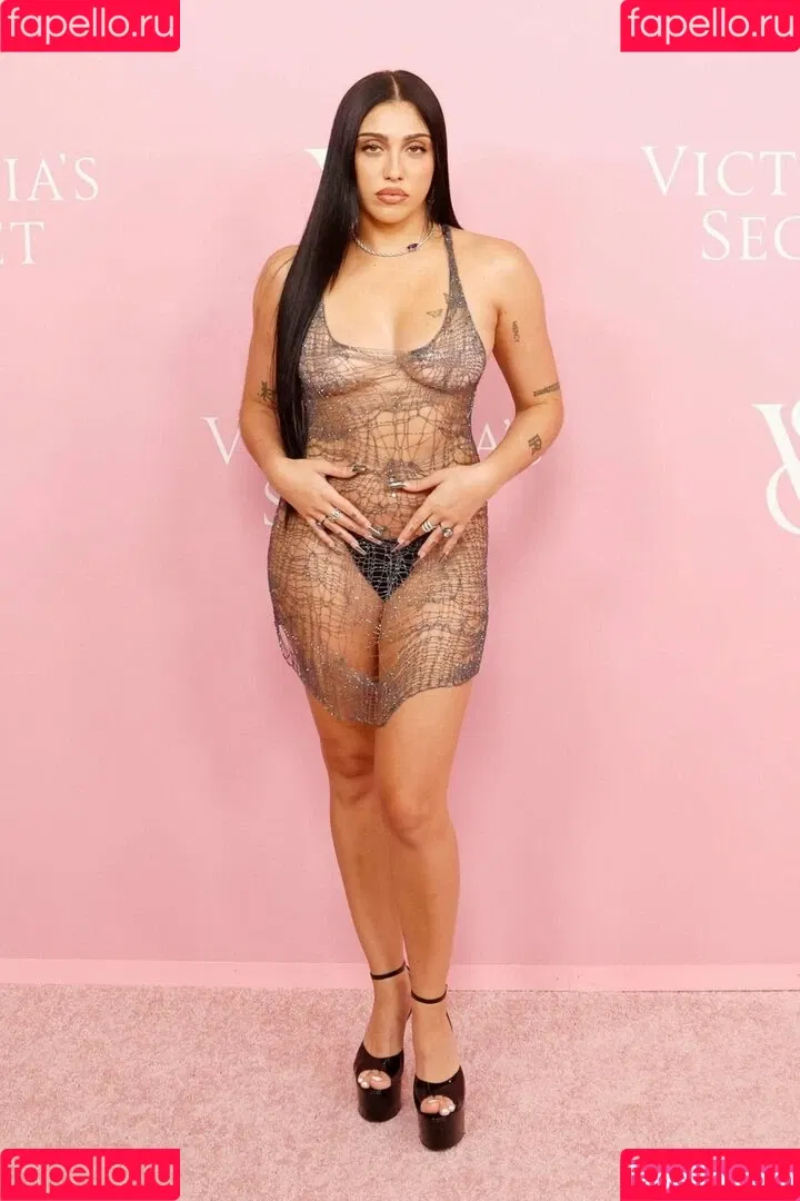 Lourdes Leon / lourdesleon Onlyfans Photo Gallery 